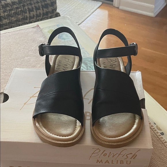 Blowfish Malibu Ardice Black Vegan Leather Sandals Velcro Buckle - Picture 8 of 13